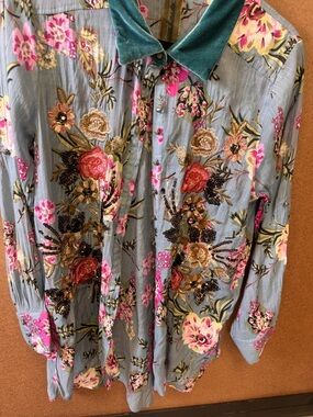 Aratta Silent Journey Anthropologie Floral Embroidered Velvet Collar Boho